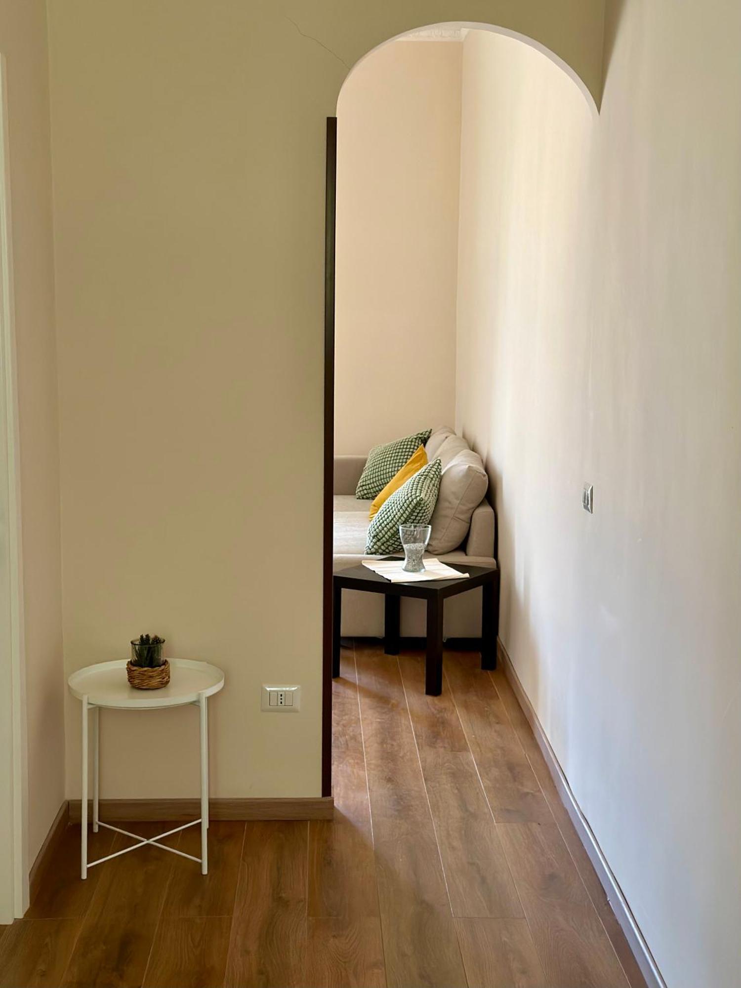 Napule House - Napoli Appartamento In Centro エクステリア 写真